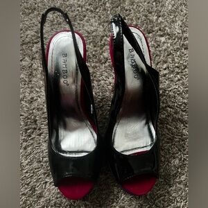 NWOT Bamboo pink/ purple heels